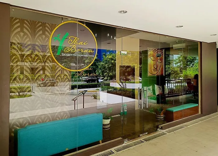 Apartment 3122 T5 Avida Riala It Park Newly Furnished 50 Smart Tv *